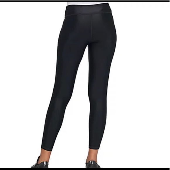 Susan Lucci Black Cropped Yoga Leggings / Size Small / Color Black - Picture 1 of 7